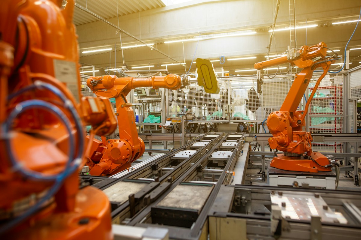 Manufacturing & Industrial operation using connected technology and AI